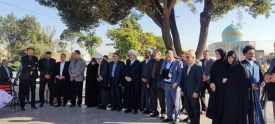 ادای احترام هیئت رئیسه کمیسیون فرهنگی مجلس به مقام شامخ شهدای قزوین 