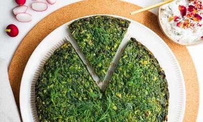 طرز تهیه کوکو سبزی به سبک قجری پوک و خوشمزه !