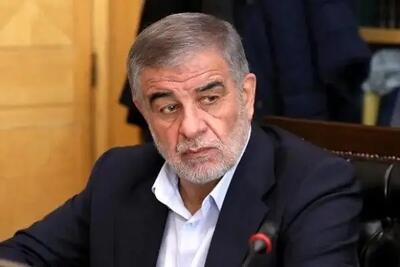 رئیس کمیسیون امور داخلی کشور: دولت باید برای بی اثر کردن تحریم های مکانیسم ماشه  کالاهای اساسی در قالب کالابرگ عرضه کند