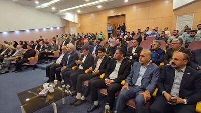 حواشی مراسم رونمایی از لباس داوران