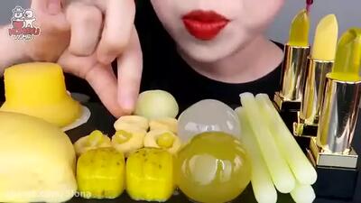 چالش فود اسمر:خوردن خوراکی(تم زرد)
