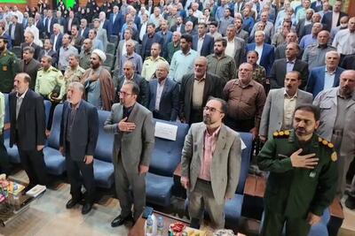 آیین ملی تجلیل از پیشکسوتان دفاع مقدس و مقاومت در ایلام برگزار شد