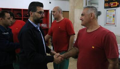 معاون منابع انسانی و امور اجتماعی با کارکنان آتش نشانی و ایمنی فولاد خوزستان دیدار کرد
