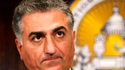 عکس  / نگاهی به استقبال بی نظیر و با شکوه نتانیاهو از رضا پهلوی در کنار سطل آشغال! / نتانیاهو حتی او را به دفتر کارش  راه نداد