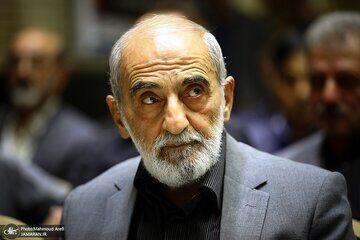پیشنهاد جنجالی شریعتمداری برای بازرسان آژانس