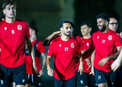 استقلال در برابر موج طوفانی المحرق