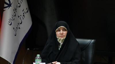 امروز دشمن به دنبال سلب هویت و امید دانش‌آموزان است