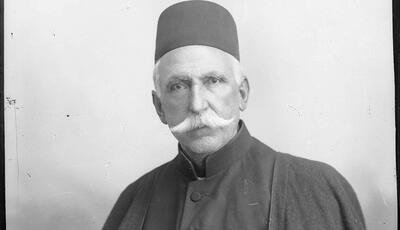 صدور مجوز مجموعه‌داری اسناد خاندان غفاری در زادگاه کمال‌الملک