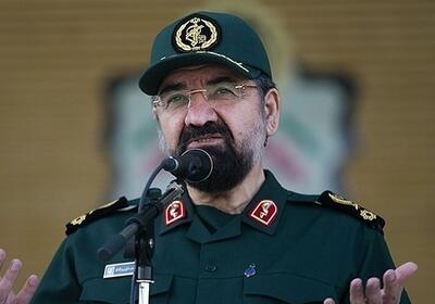 محسن رضایی: بدتر از این دشمنانی که به ایران حمله کردند وجود ندارد