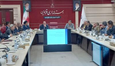 قهر استاندار قزوین از جلسه ستاد تسهیل و رفع موانع تولید