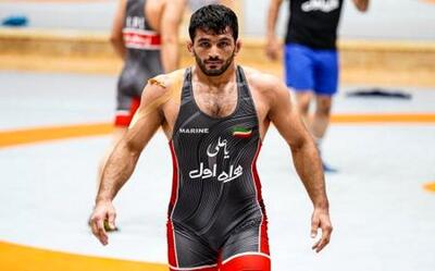 حضور جالب برادزاده حسن یزدانی روی تشک کشتی