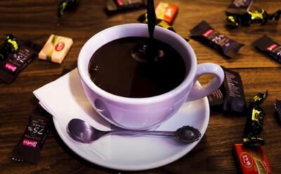 طرز تهیه هات چاکلت غلیظ؛ به سادگی هات چاکلت را غلیظ درست کنید