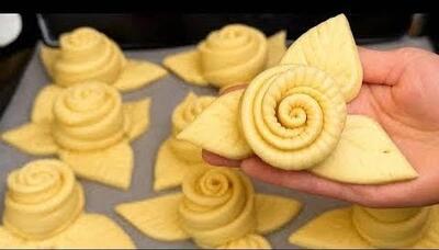 طرز تهیه شیرینی خمیری خوشمزه با مواد ساده سریع و بی دردسر!