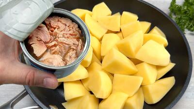 سیب زمینی با تن ماهی یک غذای سریع، ساده و فوق العاده خوشمزه