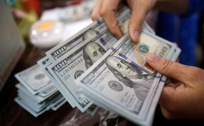 نرخ جدید دلار در تالار دوم: ۹۴ هزار تومان