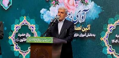 آیین اهدای ۳۵۰ سمعک به دانش‌آموزان با آسیب شنوایی