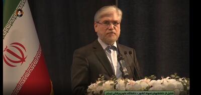 وزیر علوم: نخبگان از دانش خود برای حل مساله استفاده کنند