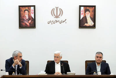 عارف: روسیه جایگاه مهمی در سیاست خارجی ایران دارد
