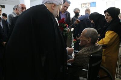 تکریم سالمندان نه‌تنها یک وظیفه انسانی و اجتماعی، بلکه از اصول بنیادین عدالت اجتماعی است