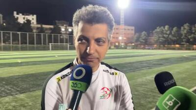 ببینید | انرژی بالای عادل فردوسی‌پور پیش از استفاده از وسیله بازی در شهربازی!