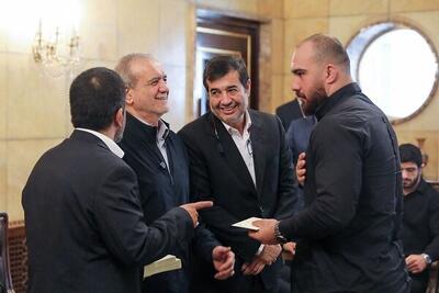 دنیامالی: کشتی‌گیران نشان دادند که قبل از اینکه قهرمان باشند، پهلوانند - پارس فوتبال