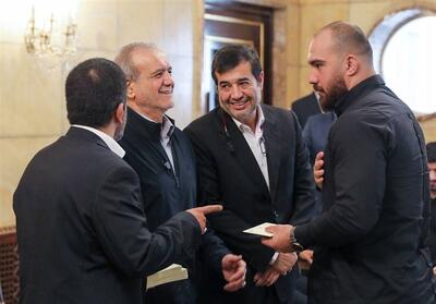 دنیامالی: کشتی‌گیران ما نشان دادند که قبل از اینکه قهرمان باشند، پهلوان هستند - پارس فوتبال