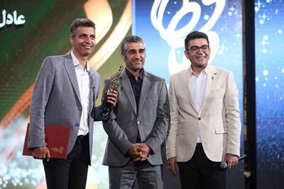 عادل فردوسی پور: چرا در مراسم‌های مذهبی، زن و مرد کنار هم هستند اما برای فوتبال ممنوع است؟ - پارس فوتبال