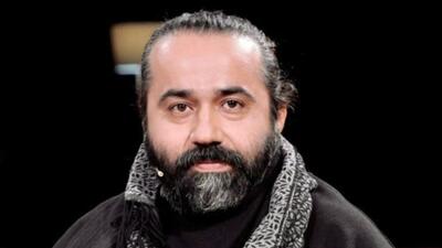 پسری که برای دفن پدرش به دنبال قبر می‌گردد