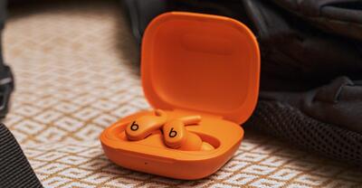 هدفون Powerbeats Fit جدید با طراحی ارگونومیک و قیمت زیر ۲۰۰ دلار رونمایی شد