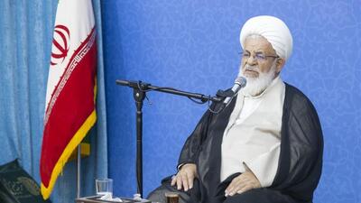 امام جمعه یزد آموزش عمومی خانواده‌ها برای پیشگیری از حوادث را خواستار شد
