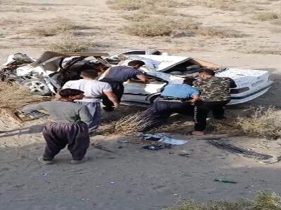 تصادف دلخراش پژو با شتر در جاسک