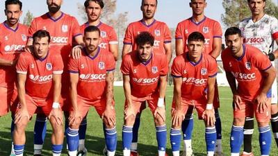 تیم فوتبال شهید قندی یزد لیگ را با تساوی آغاز کرد
