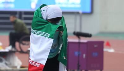 نقره جهان بر گردن بانوی کم‌بینای اصفهانی