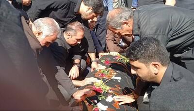 پیکر مادر شهیدان «حسینی مزینانی» در جوار 3 فرزندش آرام گرفت