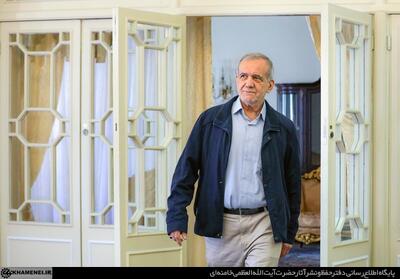 وزیر بهداشت: در زمان جنگ یک‌بار آقای پزشکیان با لباس اسپرت و کلاه وارد جلسۀ ما شد