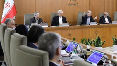 نباید به صرف یک اظهارنظر نیروهای علمی را محروم کرد