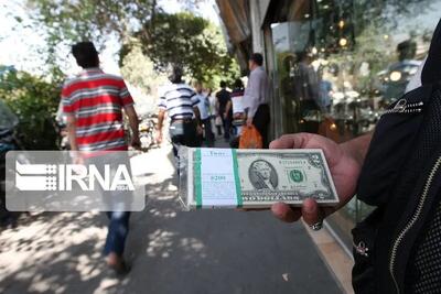 سقوط وحشتناک  ارزش ریال در ۴۸ ساعت؛ بی‌سابقه‌ترین قیمت دلار و سکه ثبت شد
