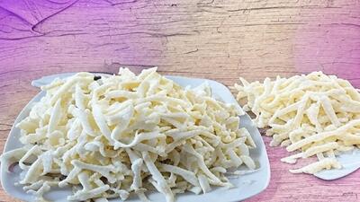 طرز تهیه پنیر پیتزا خانگی کشدار با ۳ قلم مواد فقط در ۳۰ دقیقه