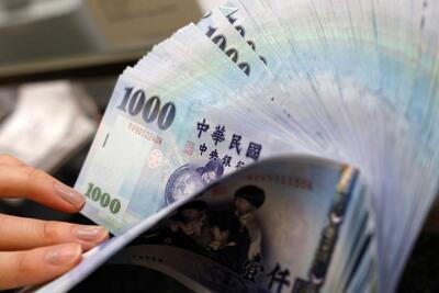 قیمت دلار، یورو و درهم امروز چهارشنبه 9 مهر 1404/ آخرین تغییرات بازار ارز
