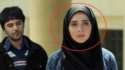 عکس/ سلفی هنری یاسمن سریال لحظه گرگ‌ومیش با لباس تینیجری | اقتصاد24
