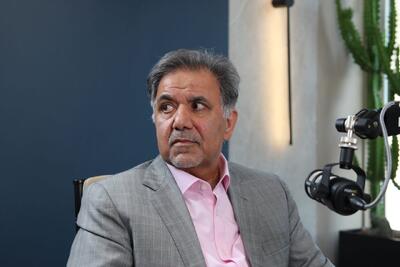 ویدیو/ عباس آخوندی: یکی از بزرگترین مشکلات ایران، وجود خزانه‌های متعدد است/ وقتی درآمد یک نهاد عمومی، عمومی نیست، یعنی شما خزانه واحد ندارید