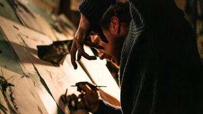 تریلر فیلم The Thing with Feathers منتشر شد | بندیکت کامبربچ با موجودی ترسناک و غم دست‌وپنجه نرم می‌کند - گیمفا