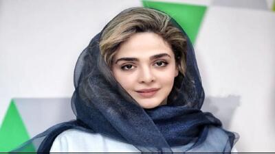 خبر روز | عکس سلفی یاسمنِ لحظه گرگ‌و‌میش در اتاق گریم | گلی شی