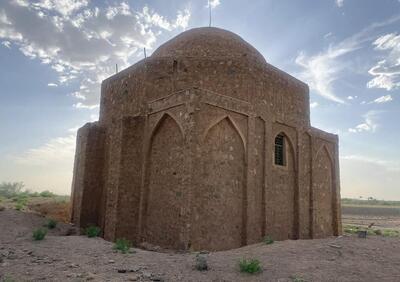تنهایی و تخریب تدریجی میر زبیر در سیرجان