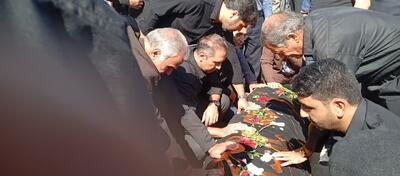 پیکر مادر شهیدان «حسینی مزینانی» در جوار سه فرزندش آرام گرفت