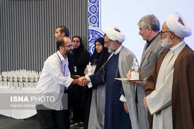 تجلیل از ۶۸ برگزیده مسابقات قرآن و عترت دانشجویی  دانشگاه جامع علمی کاربردی