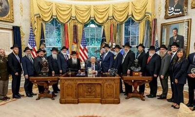 یهودیان مشغول کارند!