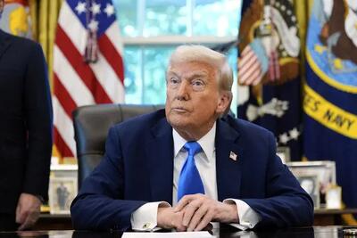 دولت آمریکا تعطیل شد