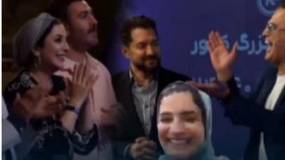 فیلم / حامد آهنگی، یک دختر 19 ساله خوزستانی را با پورشه سبز 30 میلیاردی سورپرایز کرد ...