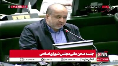 خضریان: آقای افشین، آیا همه نخبگان مثل شما می‌توانند از رستوران‌های لوکس تهران غذا بگیرند؟ / معاونت علمی و فناوری ریاست جمهوری،پاتوقی برای مشمولان غایب غیر نخبه، نیست!